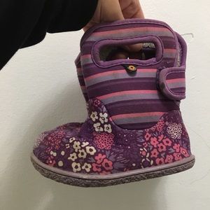 Bogs size 6 infant temperature rated to -14